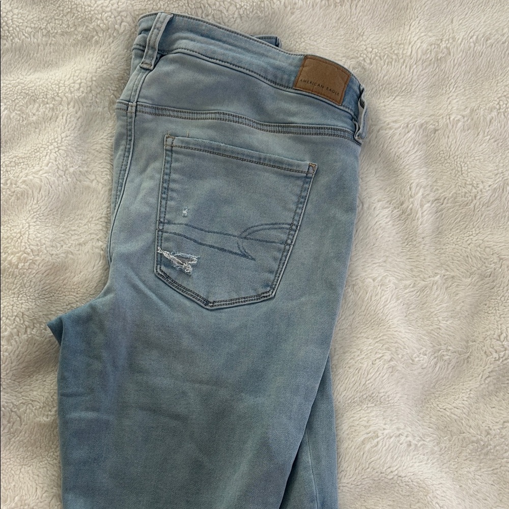 American Eagle Outfitters Light Blue Skinny Jeans